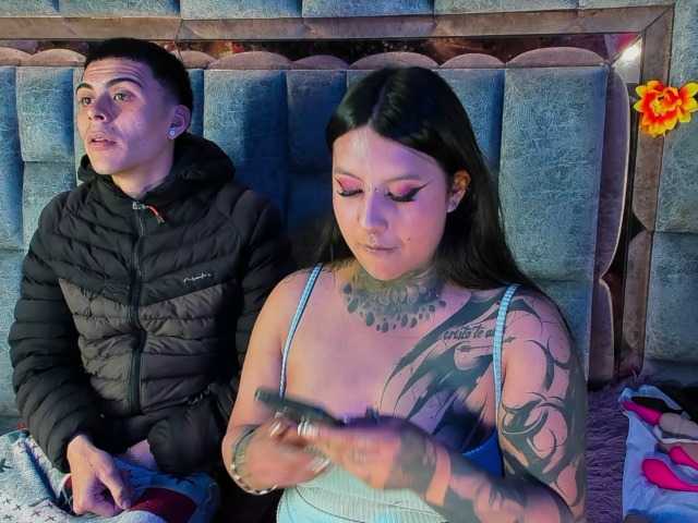 Royal-desires — live couple cam