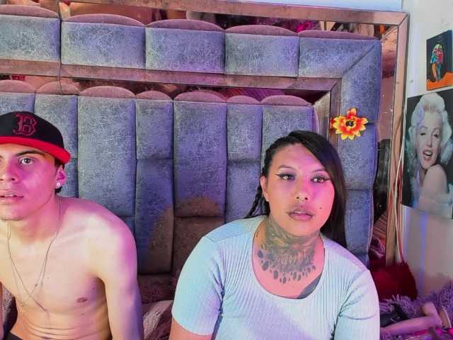 Royal-desires live cam