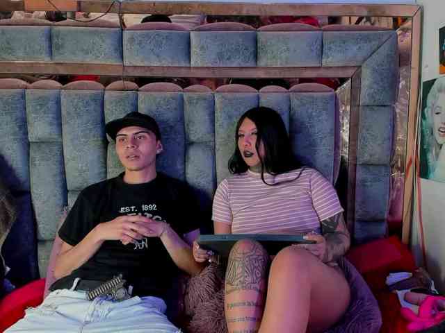 Royal-desires webcam