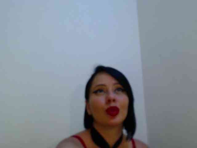 live cam feed BiancaLuxor