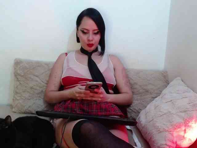 BiancaLuxor webcam