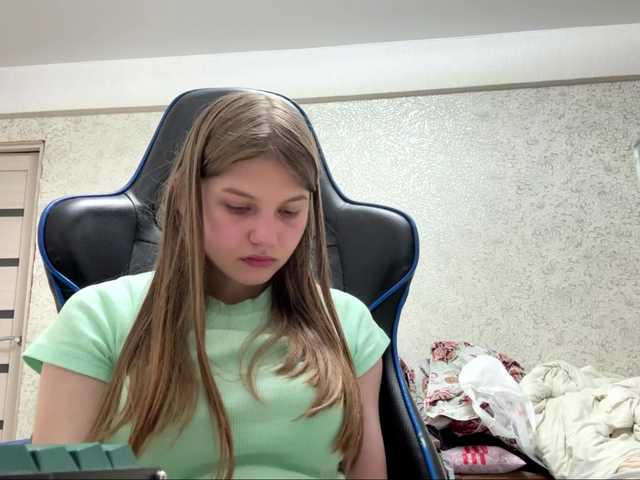 Lizalizar live cam on BongaCams