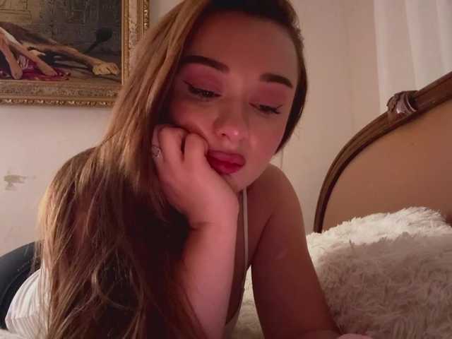 Fallenprincess live cam on BongaCams