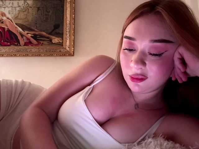 Fallenprincess live cam on BongaCams
