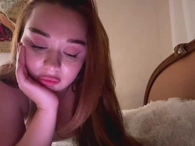 Fallenprincess live cam on BongaCams