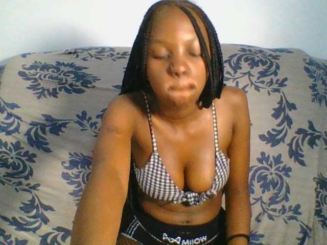17yesterday live cam on BongaCams