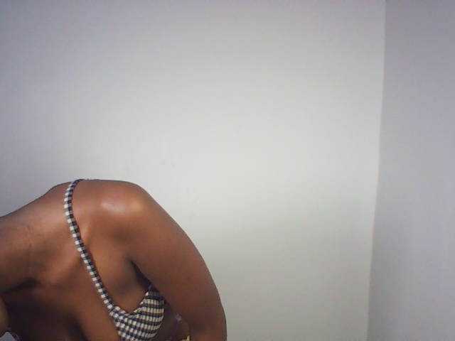 17yesterday live cam on BongaCams