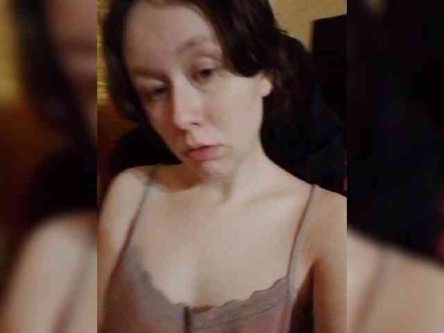 Kurumi_Rolls webcam