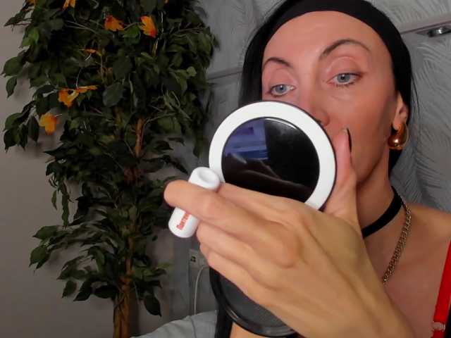 Avrora-Mars live cam on BongaCams