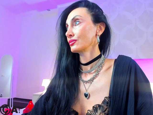 Avrora-Mars live cam on BongaCams