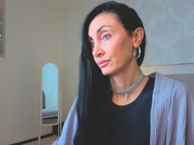Avrora-Mars live cam on BongaCams