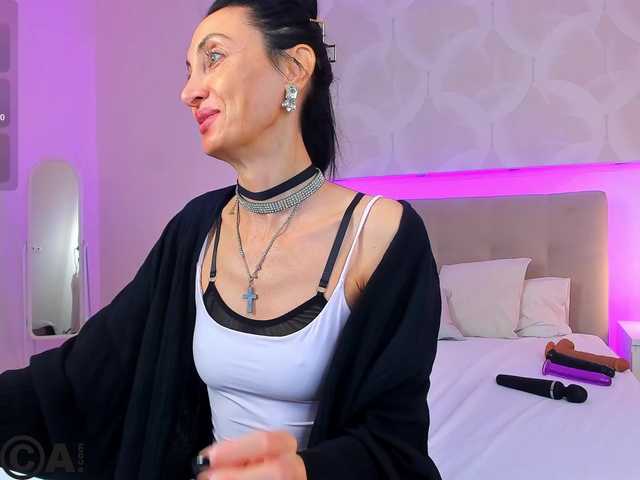 Avrora-Mars live cam on BongaCams