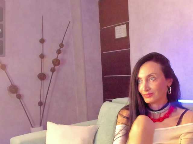 Avrora-Mars live cam on BongaCams
