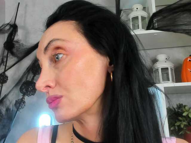 Avrora-Mars live cam on BongaCams