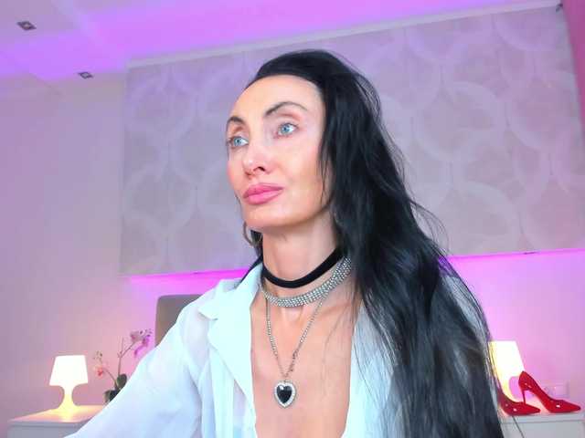 Avrora-Mars live cam on BongaCams
