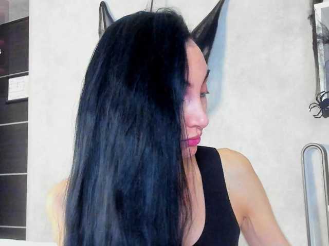 Avrora-Mars live cam on BongaCams