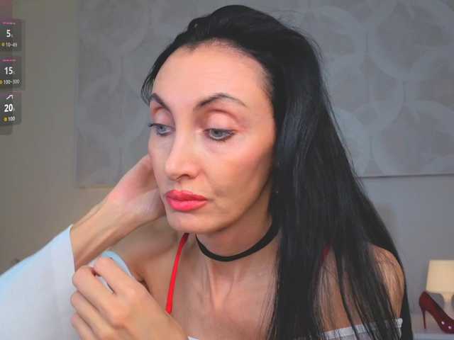 Avrora-Mars live cam on BongaCams