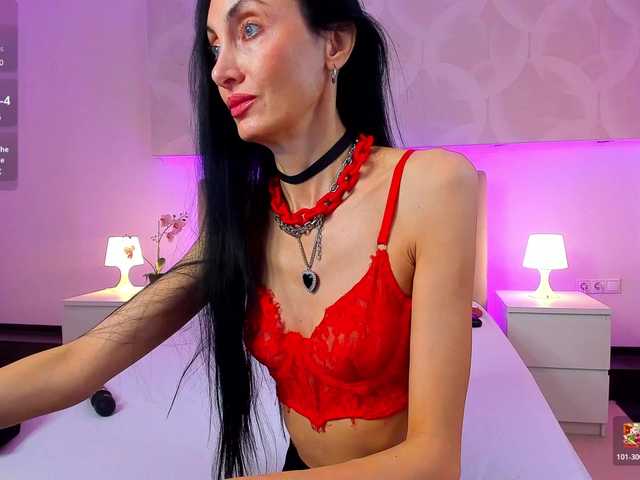 Avrora-Mars live cam on BongaCams