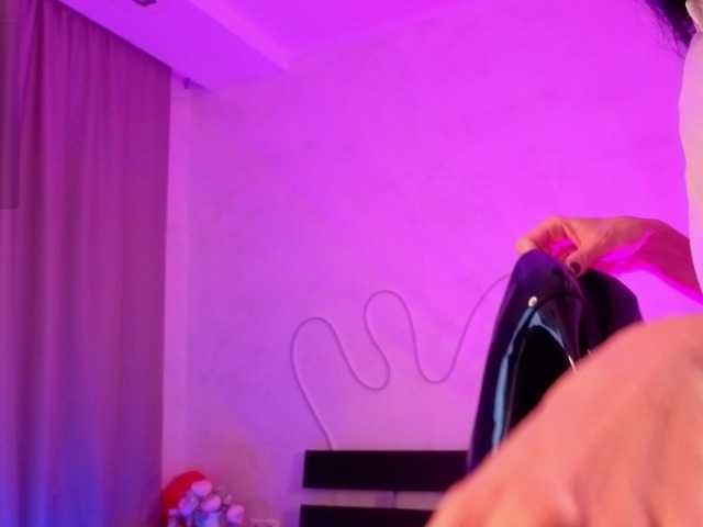 Avrora-Mars live cam on BongaCams
