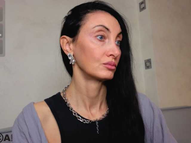 Avrora-Mars live cam on BongaCams
