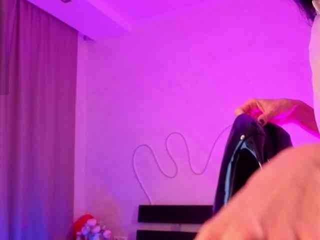 avrora-mars's live room