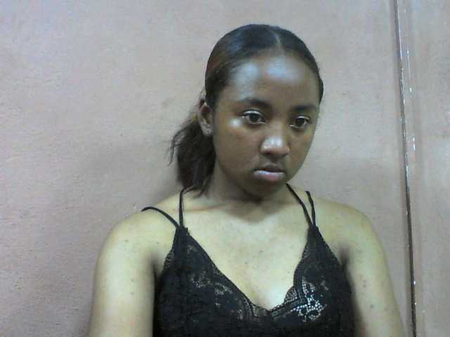 Elie2 live cam on BongaCams
