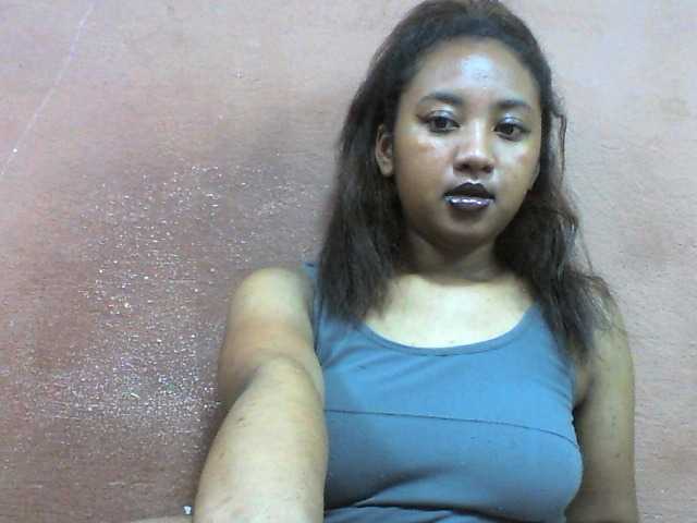 Elie2 live cam on BongaCams