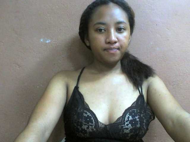 Elie2 live cam on BongaCams