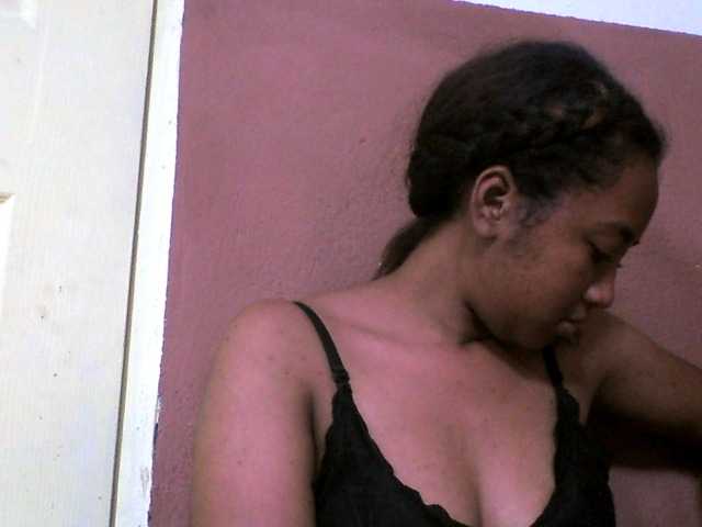 Elie2 live cam on BongaCams