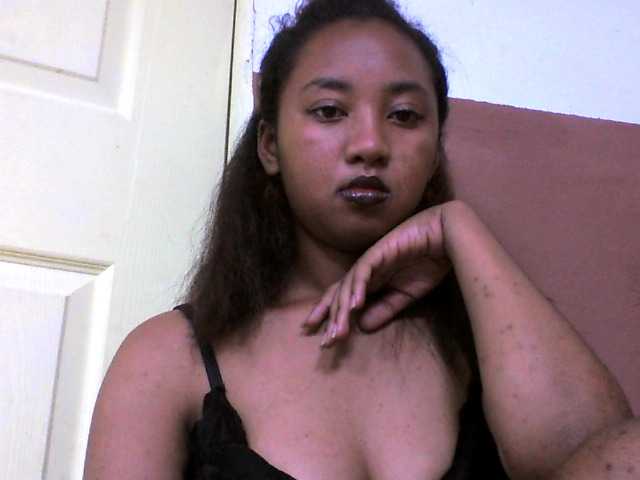 Elie2 — live female cam