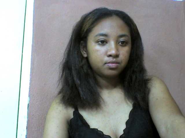 Elie2 live cam on BongaCams