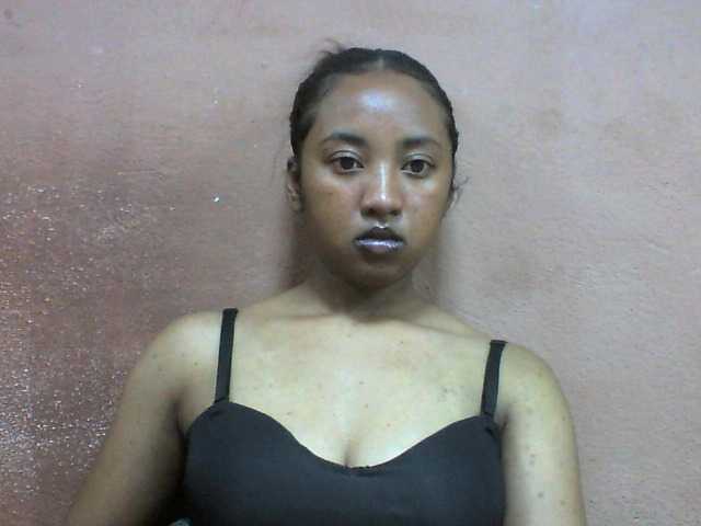 Elie2 live cam on BongaCams