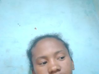 Vannessi041's Live Webcam
