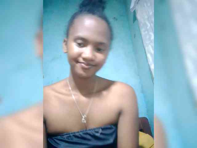 Vannessi041 webcam