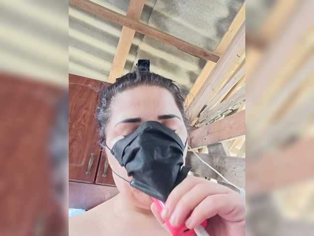 Laura35