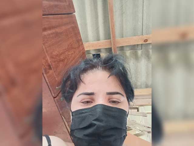 модель Laura35