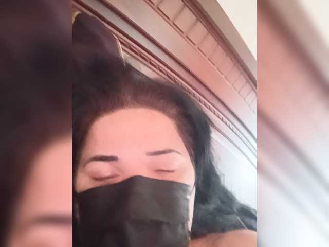 Laura35