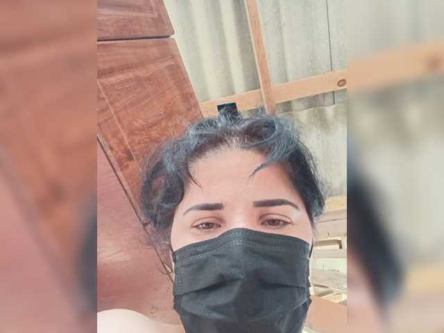 Laura35