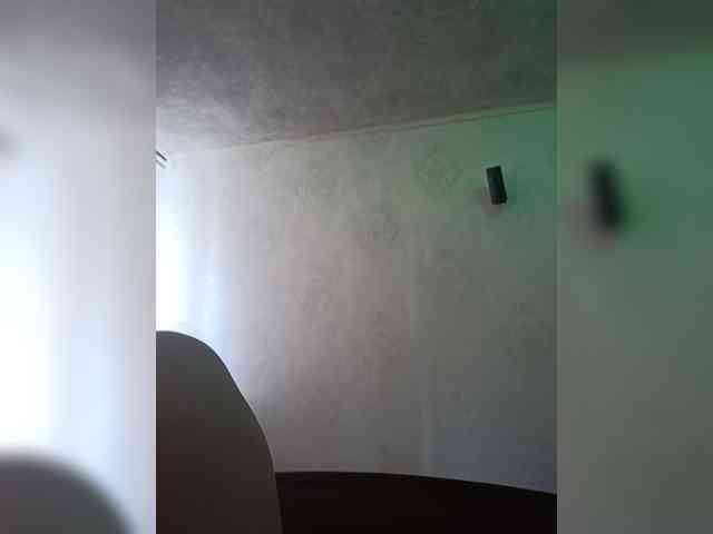 Laura35 webcam