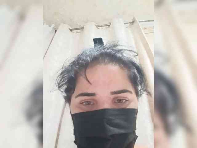 Laura35 webcam