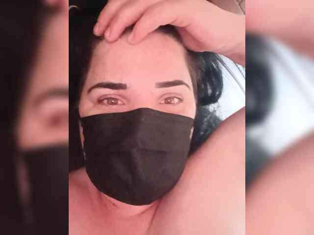 Laura35
