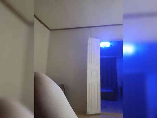 Laura35 webcam