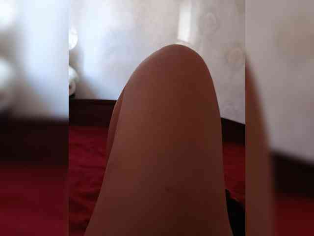Laura35 webcam