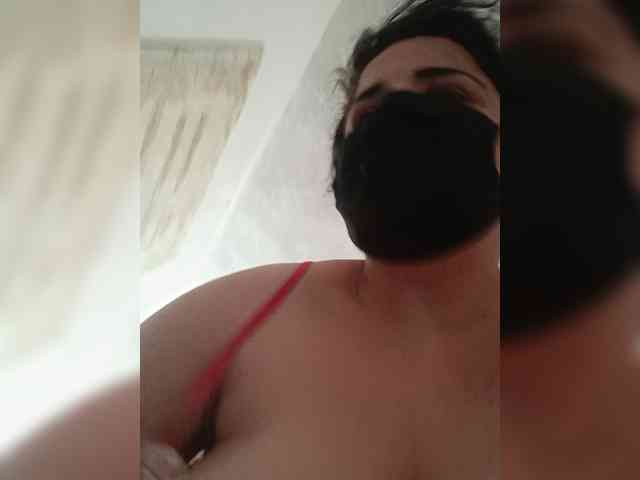 Laura35 webcam