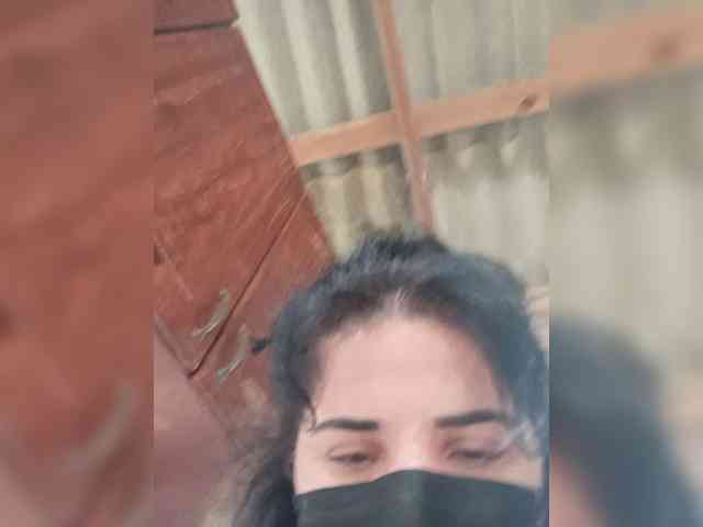 Laura35 webcam