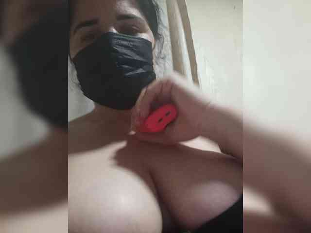 Laura35 webcam