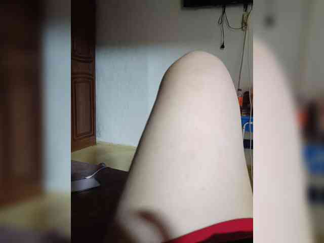Laura35 webcam