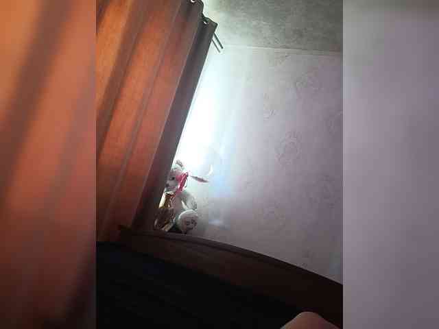 Laura35 webcam