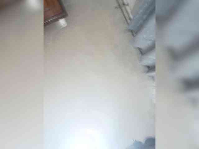 Laura35 webcam