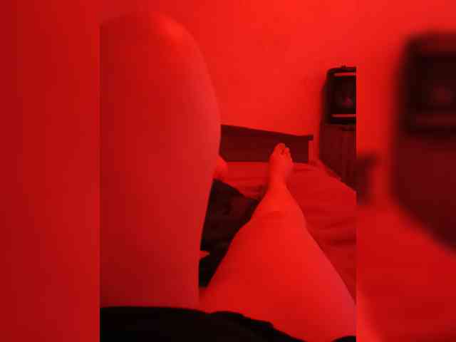 Laura35 webcam